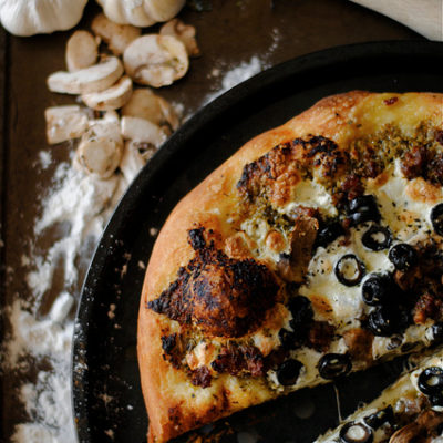 {All-Clad Pizza Kit Giveaway} Sausage, Mushroom, and Pesto Pizza
