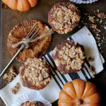 Pumpkin Nutella Swirl Muffins with Pumpkin Spice Crumble Topping