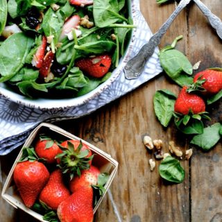 Strawberry & Walnut Salad