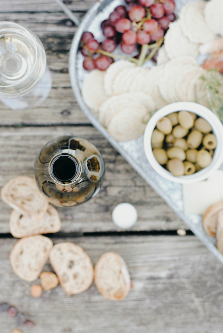 10 Food and Drink Options for a Happy Hour at Home